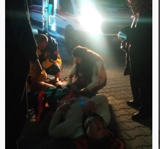 Depreme 2. katta yakalan şahıs balkondan atlayarak kaçarken yaralandı