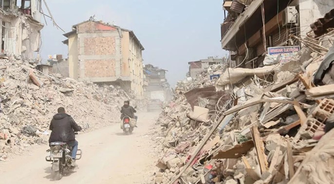 Eski Antakya’da yıkılmayan ya da hasar görmeyen bir tek bina yok