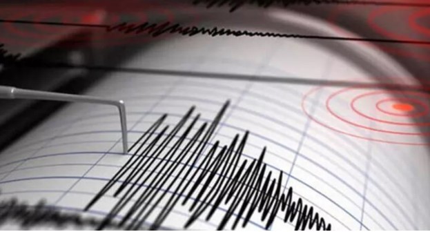Ege Denizi’nde 3.7 büyüklüğünde deprem Ege Denizi’nde 3.7 büyüklüğünde deprem