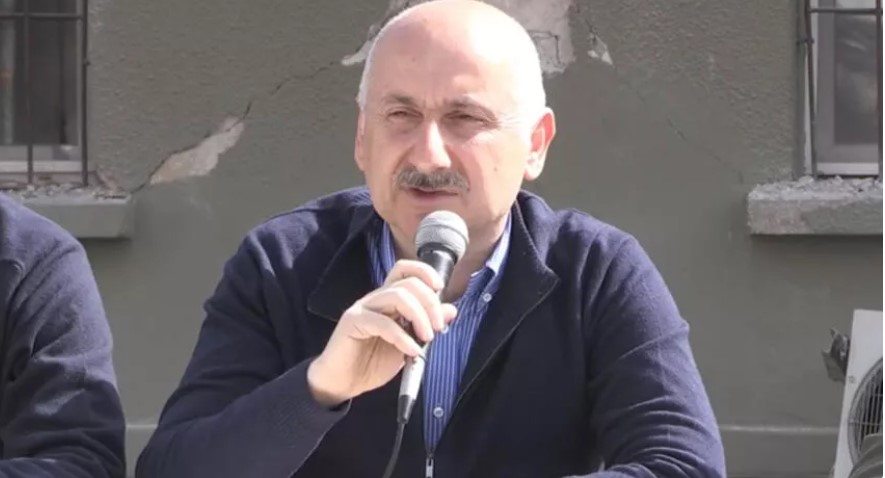 Bakan Karaismailoğlu: Bütün gücümüzle mücadeleye devam edeceğiz