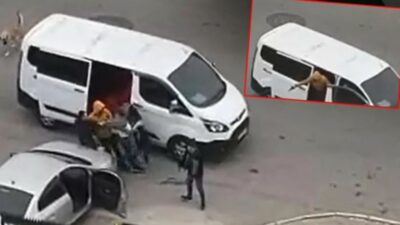 İstanbul’da bir siteden çıkan otomobilin önü kesildi, sürücü kaçırıldı
