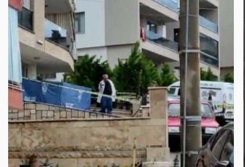 Cam silerken balkondan düşen kadın öldü Cam silerken balkondan düşen kadın öldü
