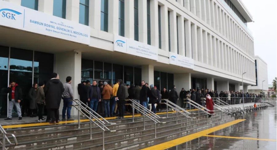 SGK yetkililerinden EYT’li vatandaşlara uyarı