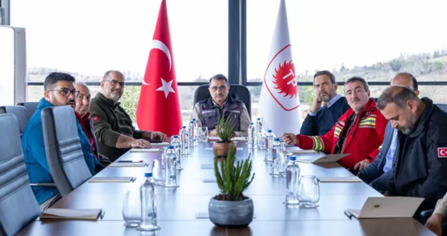 Bakan Dönmez: Yerli gazımızı nisan sonu, mayıs başı gibi buluşturacağız