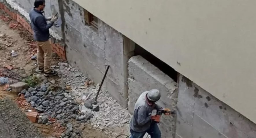 Uyarılara aldırmadılar! 6 katlı binada perde beton kesilmek istendi