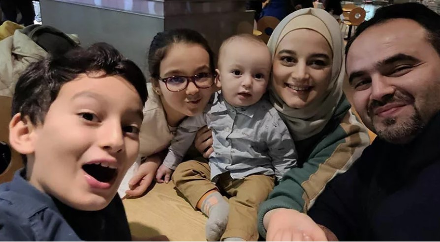 Rönesans Rezidans’ın enkazından çıkmayan 3 çocuğu ve eşi için gıyabi cenaze namazı