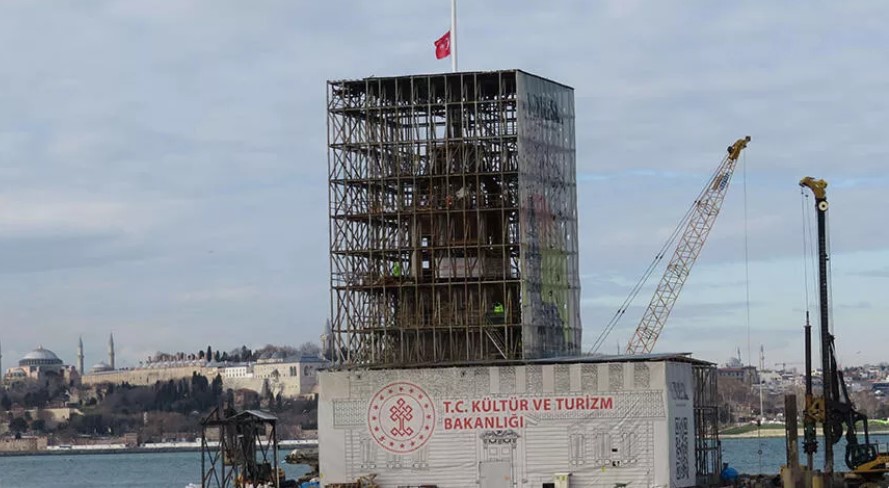 Kız Kulesi’nin restorasyonunda sona doğru! Duvarlardan midye kabuğu çıktı