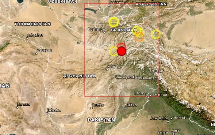 Afganistan ve Pakistan’ı vuran depremde 12 kişi öldü