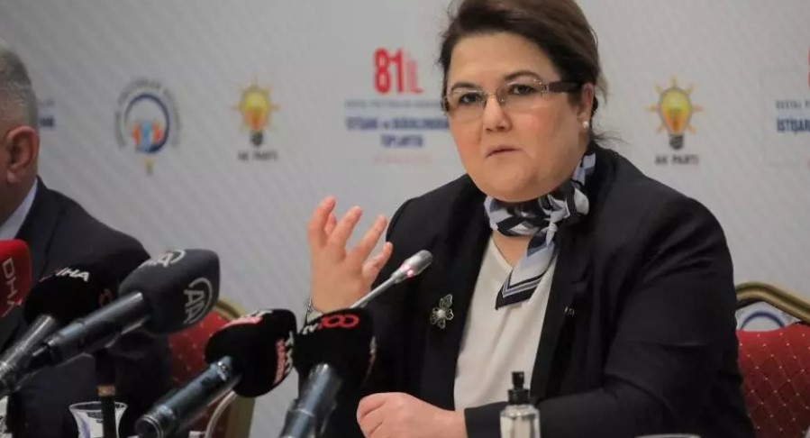 Bakan Yanık’tan evlat edinme ve koruyucu aile açıklaması Bakan Yanık’tan evlat edinme ve koruyucu aile açıklaması