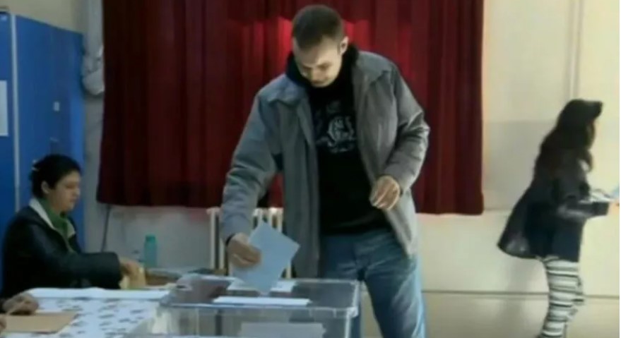 AK Parti’de alt komisyon çalışmaları başladı