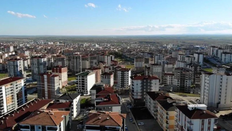 Deprem göçü sonrası kentte ev kalmadı
