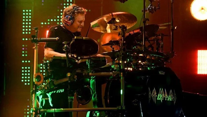 Def Leppard’ın davulcusu Rick Allen saldırıya uğradı