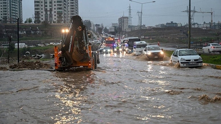 Meteoroloji’den deprem bölgesine sel uyarısı