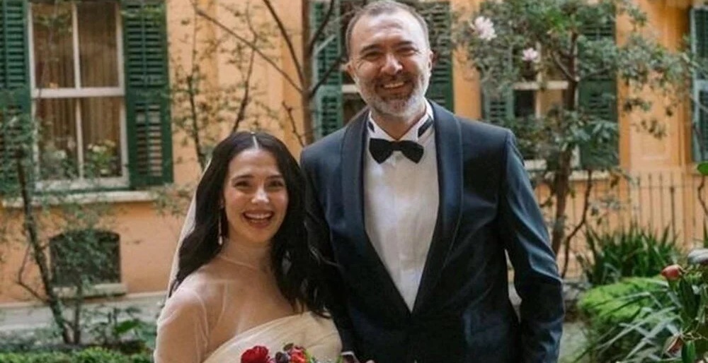 Oyuncu Funda Eryiğit ile yönetmen Berkun Oya evlendi