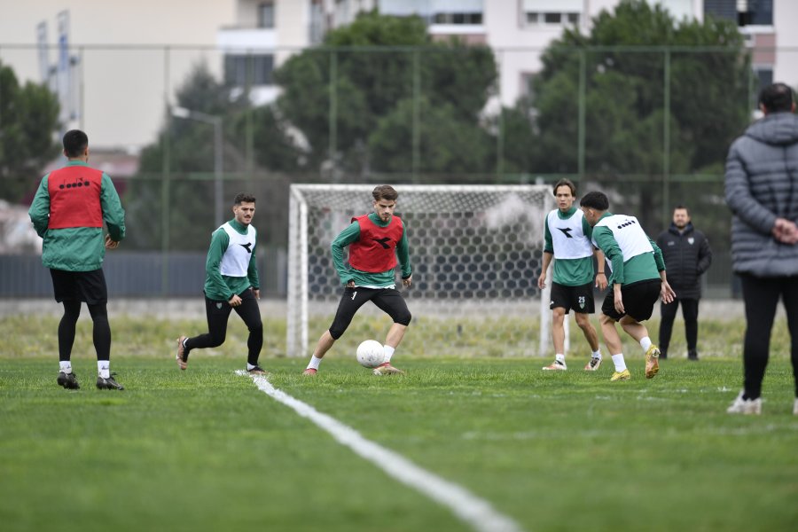 Timsah pas pres çalıştı!