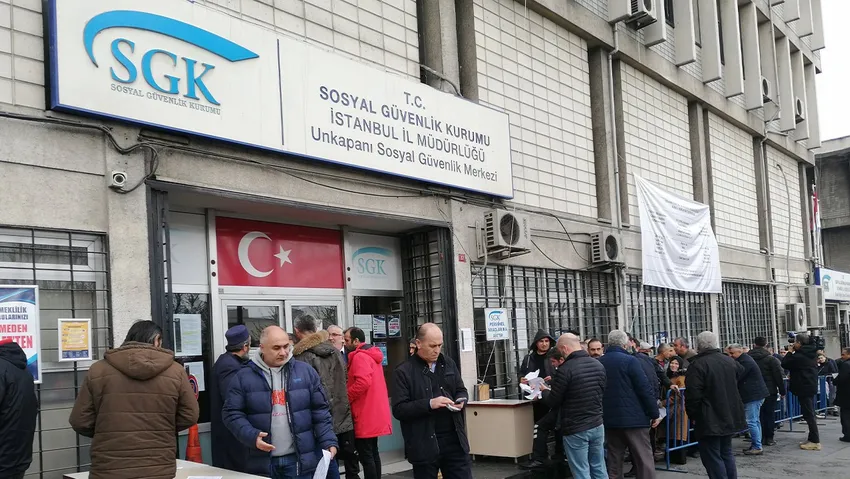 İşe girişi yapılıp primi yatırmayanlara EYT yolu açıldı