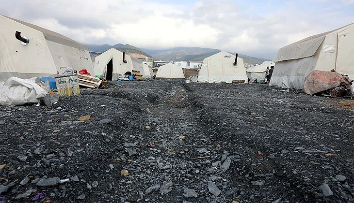 Nurdağı’nda çadır kentte su kanalları açıldı