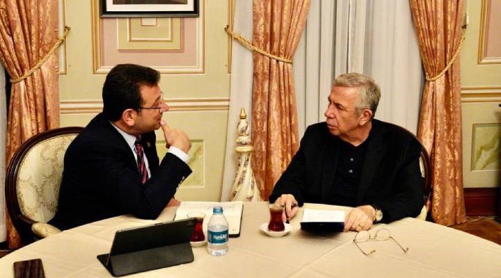Mansur Yavaş ve Ekrem İmamoğlu aynı masada