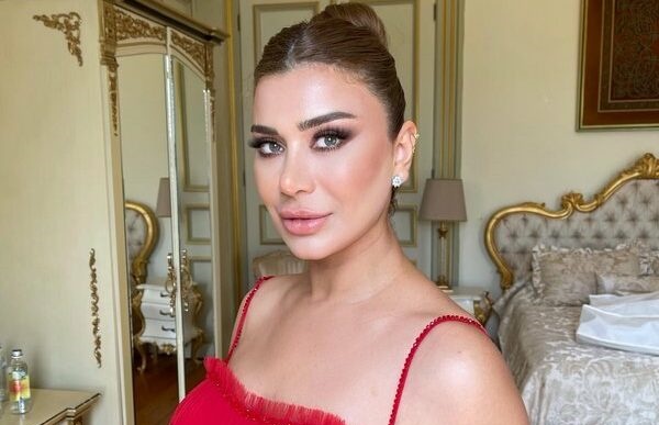 Ebru Şancı’dan Sinan Akçıl’a tepki: Terbiyesiz, rezalet