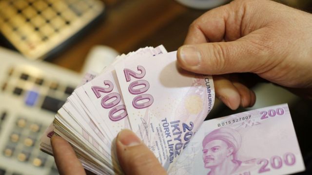 Evlilik kredisi veren bankalar hangileri, başvuruları ne zaman alınacak, kimlere verilir?