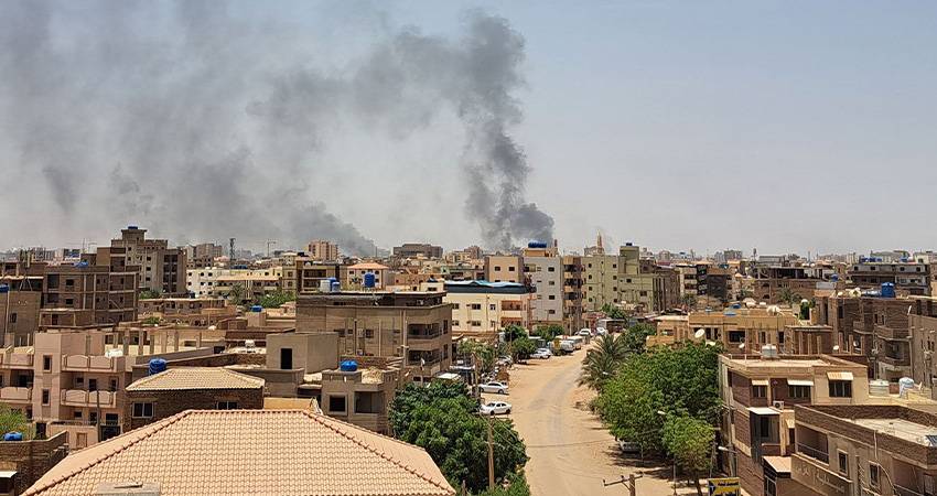 Türk sağlık çalışanları Sudan’dan tahliye edilmeyi bekliyor