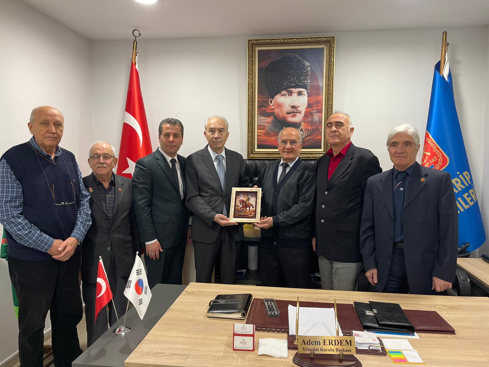 Şehitoğlu, şehit ve gazi yakınlarının temel sorunlarını anlattı
