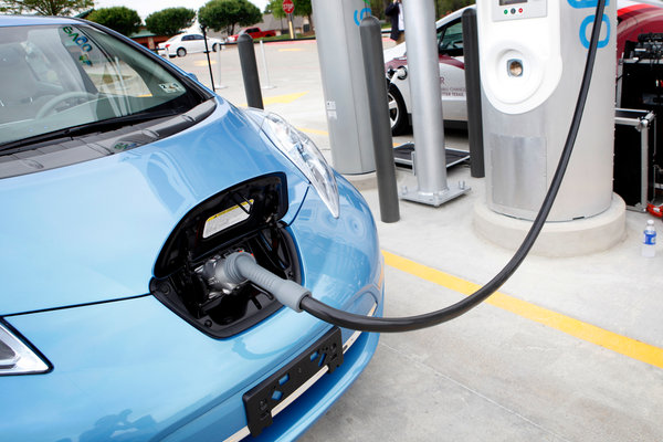 En ucuza satılan elektrikli otomobiller…