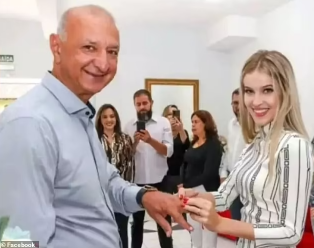 65 yaşındaki belediye başkan 16 yaşındaki çocukla evlendi