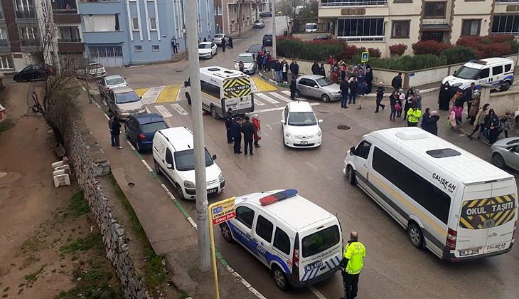 Bursa’da feci kaza: Servisin çarptığı küçük kız hayatını kaybetti