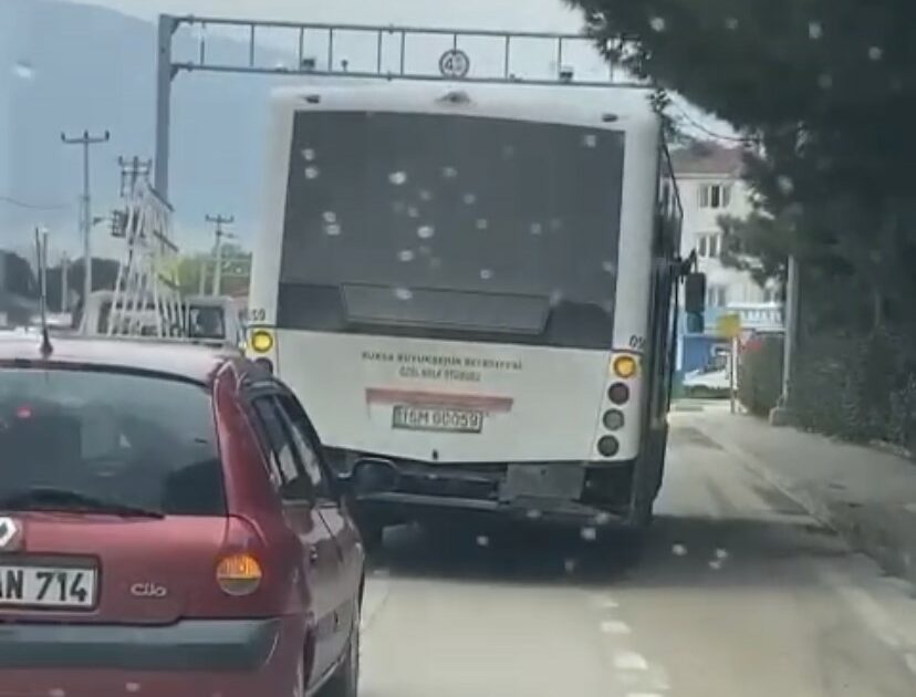 Bursa’da tekerlekleri yamulan otobüs, yolda yan yan gitti!