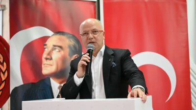 AK Partili Gürkan: Seccadelerde şükür namazımızı kılalım