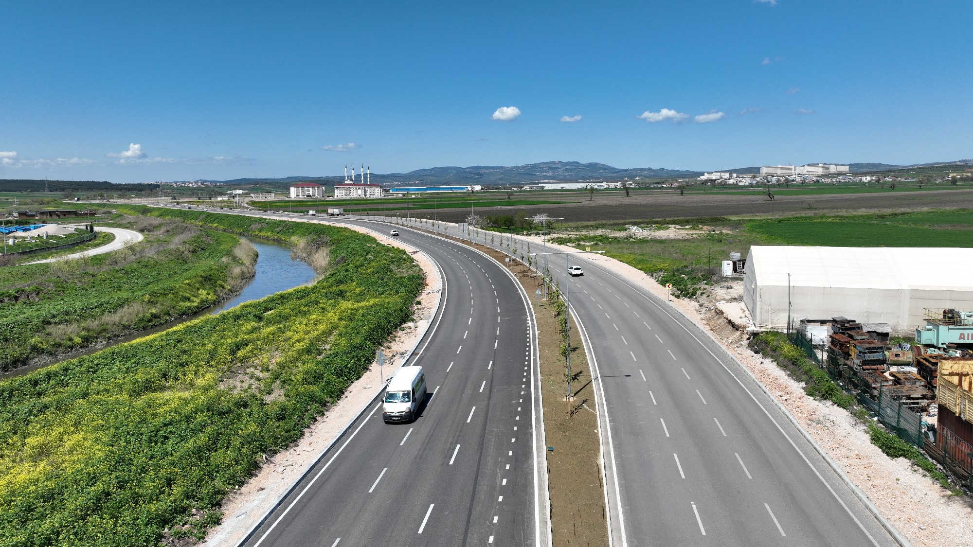 Bursa Şehir Hastanesi yolu açılışa gün sayıyor