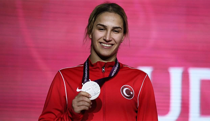 Buse Tosun Çavuşoğlu gümüş madalya kazandı