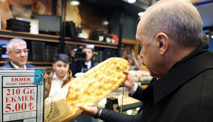 Cumhurbaşkanı Erdoğan fırından pide aldı