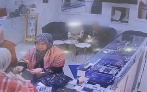 İki çocuk 4 milyon liralık altın çaldı