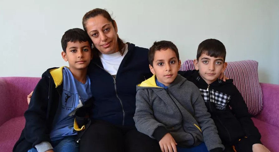 Enkaz altında tam 7 saat! ’13 aileden, 3 aile sağ çıktık’