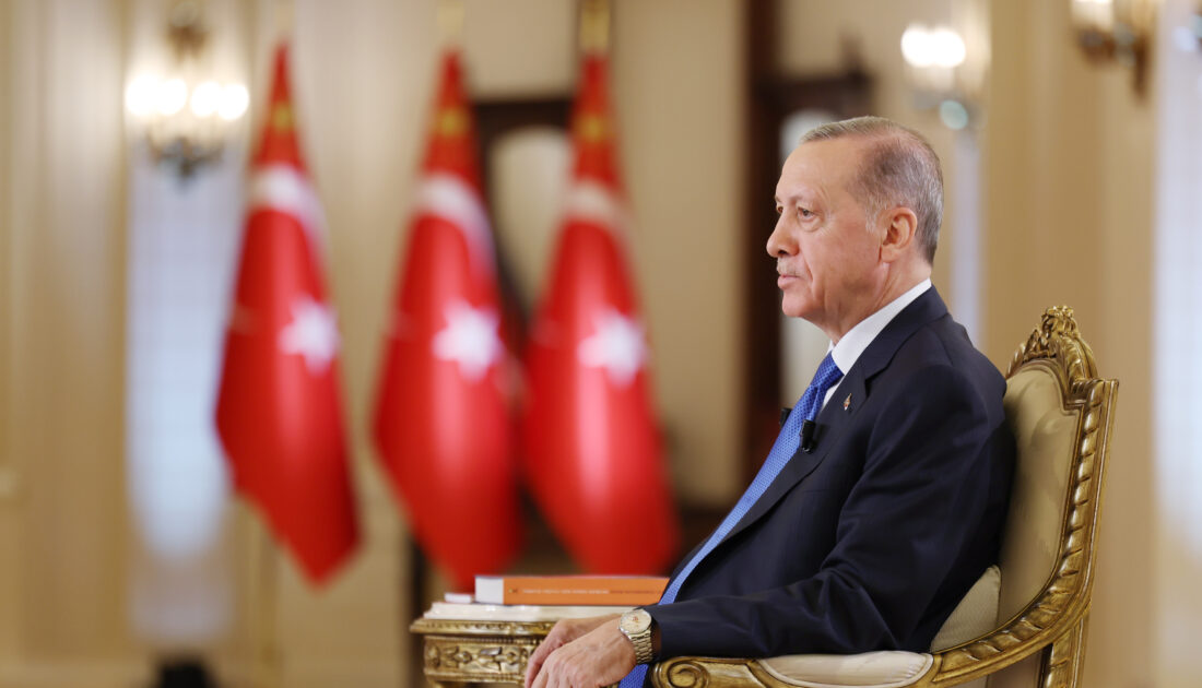 Erdoğan’ın katıldığı canlı yayına ara verildi: Ciddi manada üşüttüm