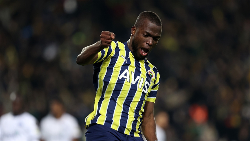 Enner Valencia hastaneye kaldırıldı