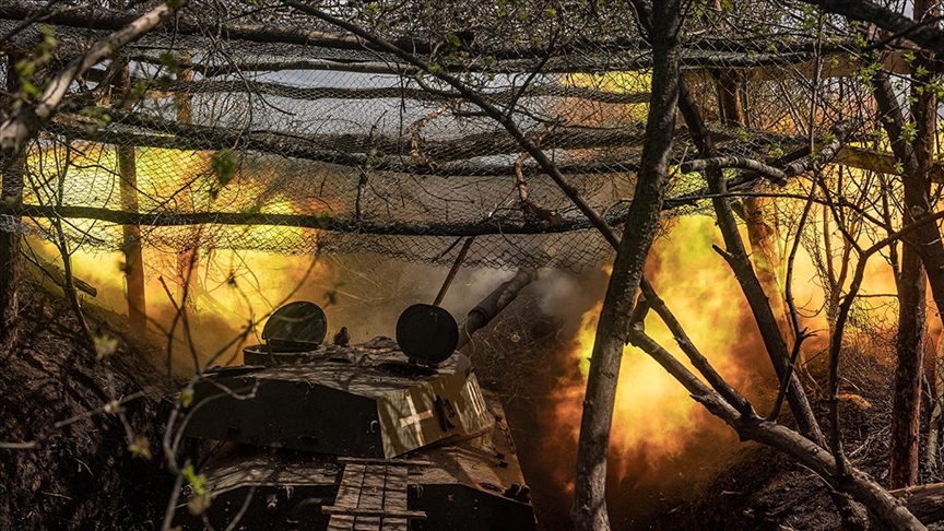 Ukrayna: Bahmut’un bazı kesimlerinde birliklerimiz karşı taarruza geçti
