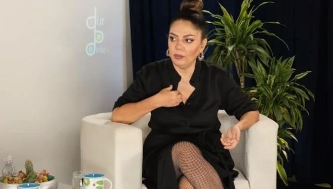 İzel Çeliköz annesini kaybetti