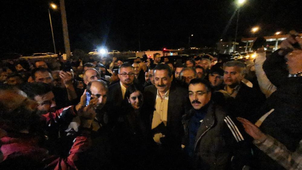 Bursa’da Faruk Çelik’e yoğun ilgi…500 araçlık konvoyla karşılandı