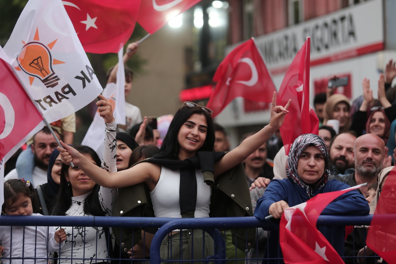 Cumhurbaşkanı Erdoğan’a Bursa’da coşkulu kutlama