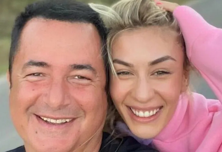 Aşklarını dolu dizgin yaşıyorlar