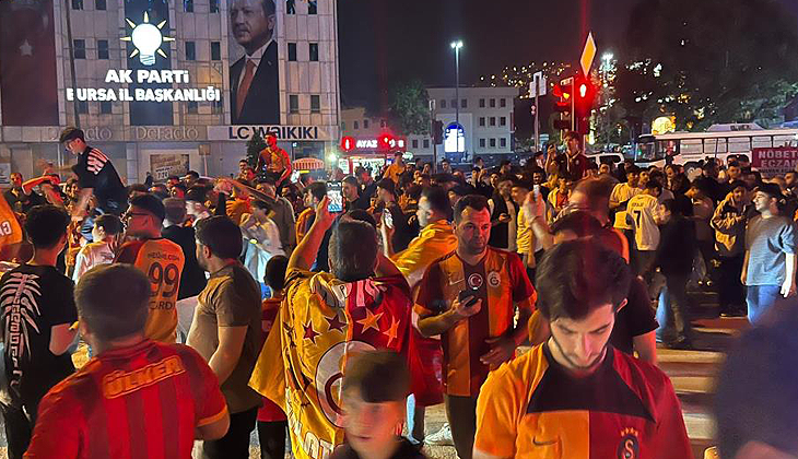 Galatasaray’ın şampiyonluğu Bursa’da da kutlandı