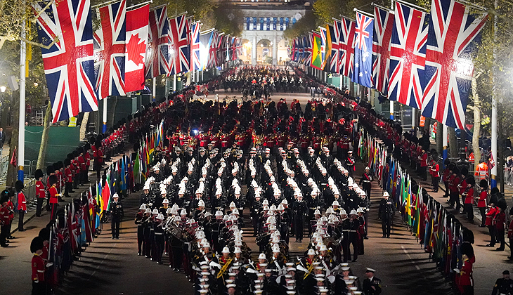 İngiltere, Kral Charles’ın taç giyme törenine hazırlanıyor