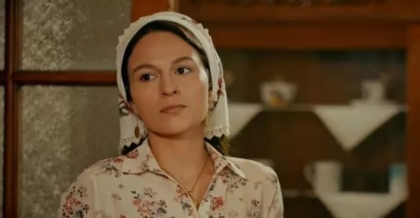 Selin Yeninci son pozlarıyla beğeni topladı
