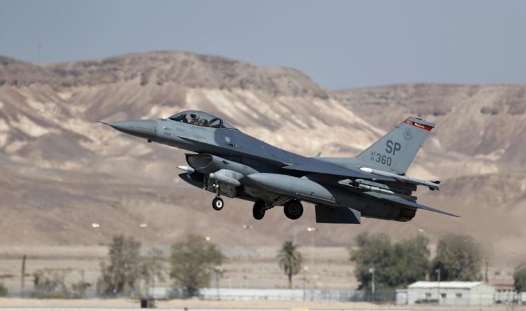 ABD’ye ait F-16 savaş uçağı Güney Kore’de düştü