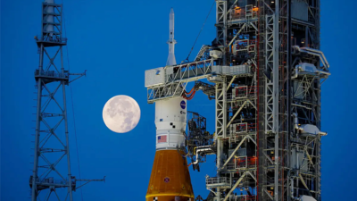NASA’nın ay roketi programın 6 yıl gerisinde kaldı