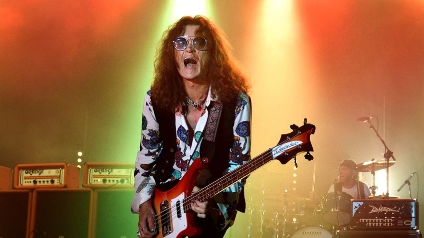 Rock’ın sesi Glenn Hughes, Deep Purple çalmak üzere ülkemize geliyor Rock’ın sesi Glenn Hughes, Deep Purple çalmak üzere ülkemize geliyor