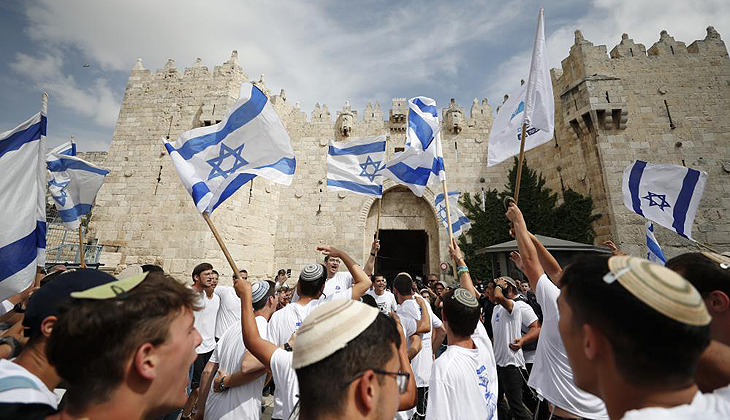 Fanatik Yahudilerden Kudüs’te ırkçı sloganlar